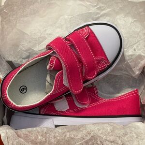 Kids Pink Canvas Shoes